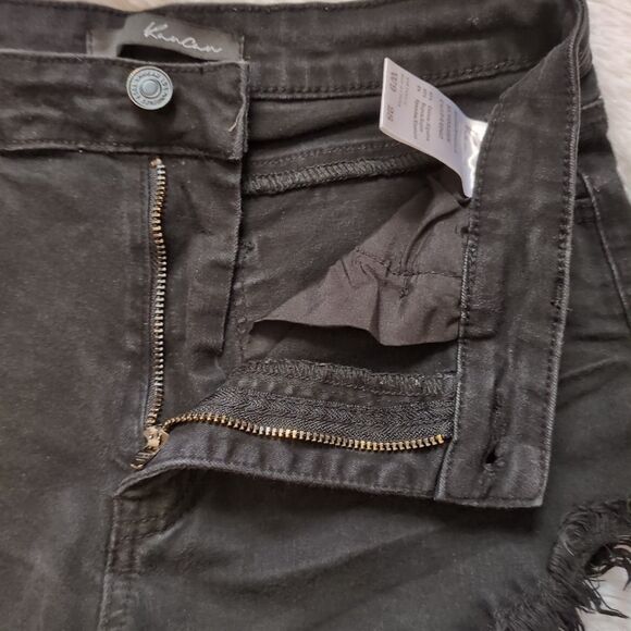 KanCan Distressed Raw Hem Denim Shorts Juniors Size 9 / 28 Black Casual Festival - Picture 5 of 10